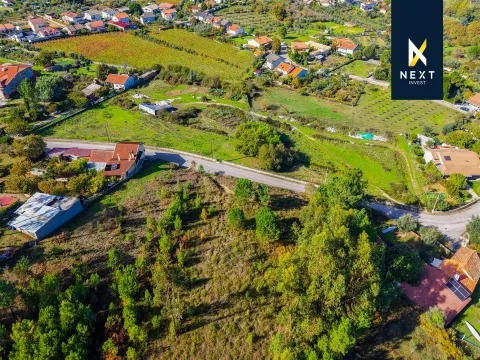 Terreno com vistas, a apenas 15 minutos de Viseu, e com todas as infraestruturas à porta!