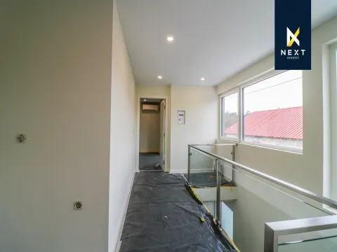 Moradia T3 geminada com terreno em Viseu