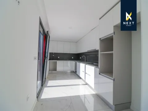 Oportunidade Única no Coração de Viseu – Apartamento T4 + Dois T2 Independentes!