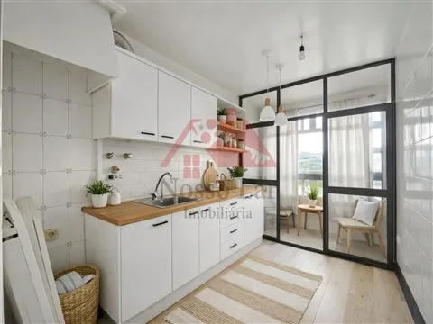 Exclusivo - T2 com Vista Desafogada na Quinta dos Vidais – Conforto, Localização e Qualidade de Vida