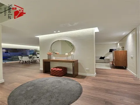 EXCLUSIVO - Moradia de Luxo na cidade de Setúbal com garagem e piscina