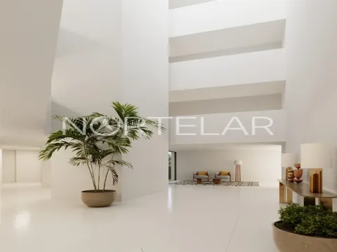 Apartamento T3 com terraço amplo no VC Forte, Vila do  em frente ao mar