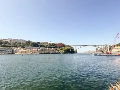 Wohnung 4 Schlafzimmer