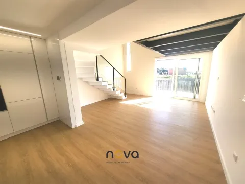 Casa a schiera 4 Vani