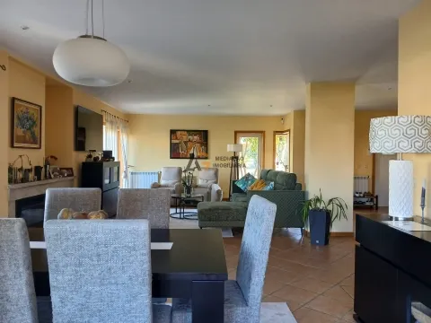 Moradia T4 à venda na Praia da Vagueira