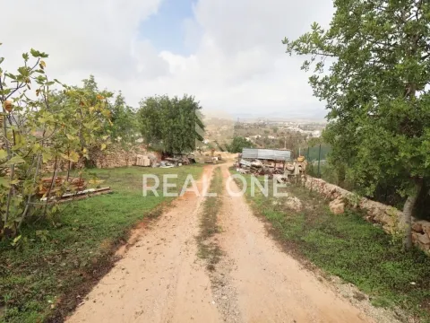 Terrain à Paderne avec 2 760 m2 à un bon prix.