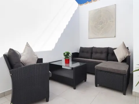 Villa reformada cerca de las playas de Salgados y Galé