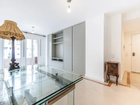 T1 - Arrendamento - Lugar de estacionamento e arrecadação