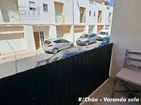 Fantástico apartamento T2+2 com parqueamento para venda em Rana