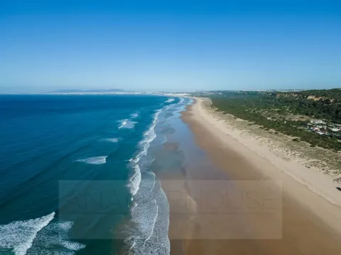Moradia Isolada T4 com piscina na Aroeira,Herdade da Aroeira,Charneca da Caparica