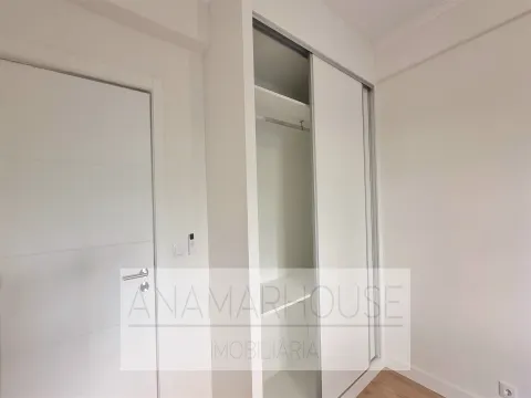 T3 Remodelado com varandas na Amadora, Mina De Água