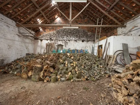 ANG1100 – Lagar para Venda em Alcaria, Porto de Mós