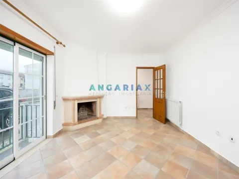 ANG1504 - 3 Bedroom House for Sale in Marinha Grande