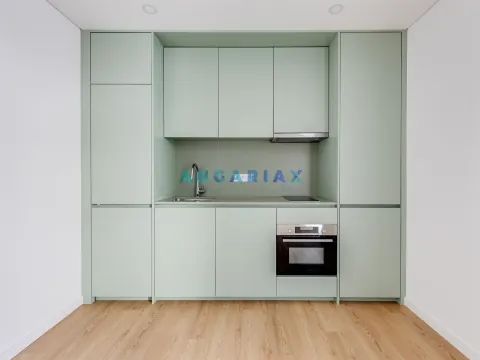 ANG1526 - Apartamento T1 para Arrendamento em Leiria