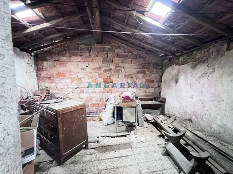 ANG1574 - Moradia T1 para Venda em Urqueira, Ourém