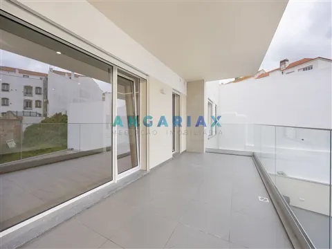 ANG1650 - 2 Bedroom Apartment for Sale in Nazaré