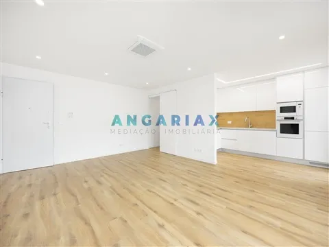 ANG1650 - 2 Bedroom Apartment for Sale in Nazaré