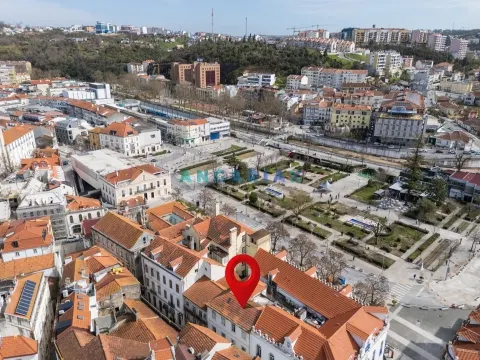 ANG1544 - Prédio para Venda em Leiria