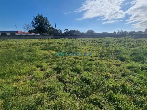 ANG726 - Land with 2500m2 for Sale in Porto de Mós