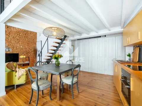 Encantadora villa renovada con dos apartamentos independientes en el centro histórico de Loulé