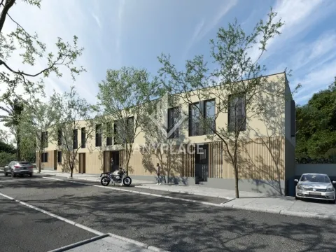 Luxusvillen in exklusiver Gegend von Loulé - einzigartige Investitionsmöglichkeit