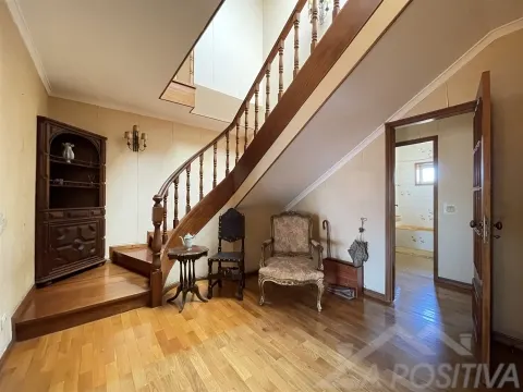 Wohnung 6 Schlafzimmer