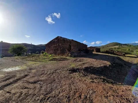 Land with 4 Ruins - Monchique Mountain View - Dam - Casas Velhas - Portimão - Algarve