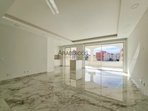 Apartment T4 - Balconies with 46 m2 - Pool - Air Conditioning - Underfloor Heating - Lagos - Algar