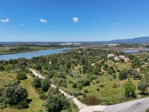 Apartamento T1  - piscina - vistas al mar - complejo residencial seguro - jardines -  Alvor