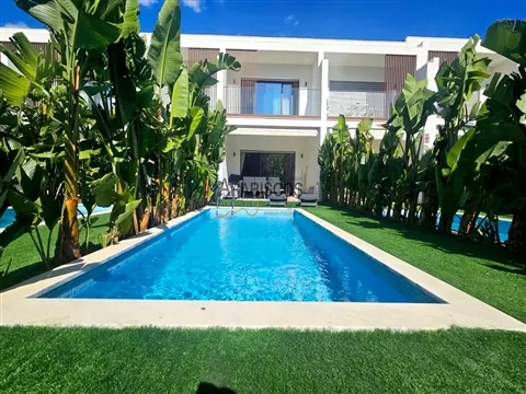 Moradia T3 + 1 - Moderna - Piscina - Jardim- Garagem - Alvor