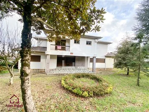 Moradia T5 a 15 min. do Porto!