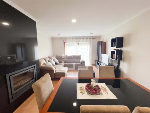 Apartment Floor Dwelling T2