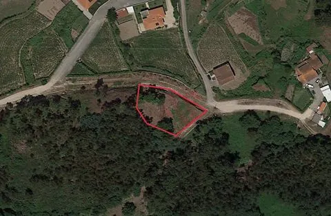 Terreno edificabile con 1.560 m2 a Santa Eulália, Vizela