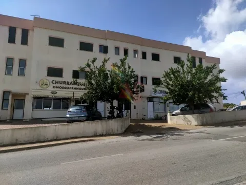 Apartamento T1 a poucos minutos da PRAIA , em Albufeira