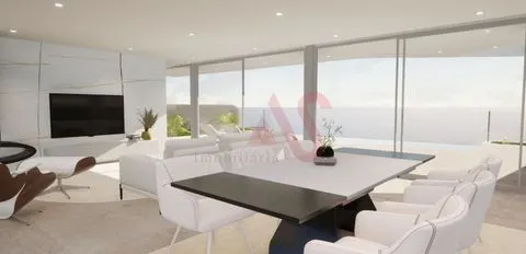 Lussuosa casa bifamiliare con 4 camere da letto in costruzione ad Arco da Calheta, Madeira