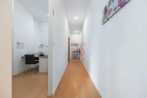 Trespasse de Gabinete de Estética com 59,40 m² no Centro de Vizela