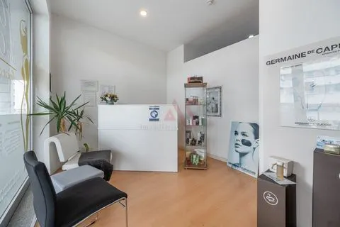 Trespasse de Gabinete de Estética com 59,40 m² no Centro de Vizela