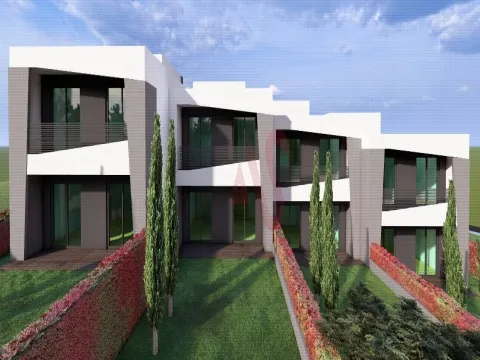 Moradia T3 em Banda em construção em Idães, Felgueiras