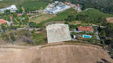 Terreno Rústico com 3.250 m² com Projeto Aprovado em Idães, Felgueiras