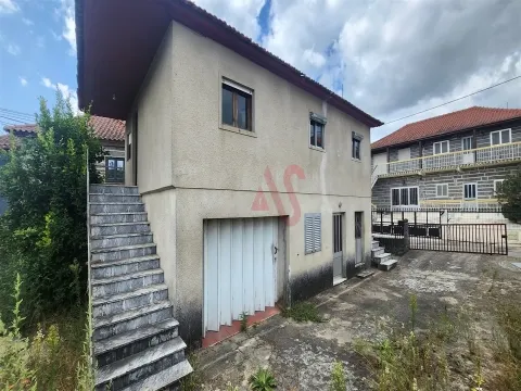 Moradia T2 para Remodelação em Airães – Felgueiras