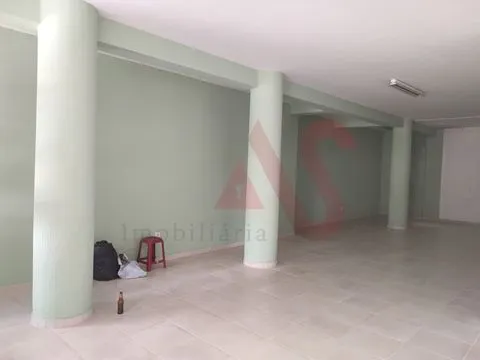 Loja com 98 m²,  a 2 min. do Hospital e a 5 min. do Centro Histórico de Guimarães, Fermentões