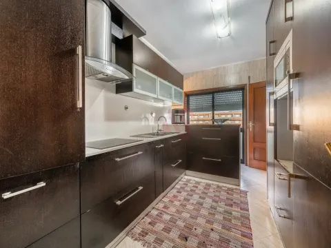 Duplex 2 chambres (3 chambres d’origine) – Vizela Center – Grandes terrasses + 2 garages