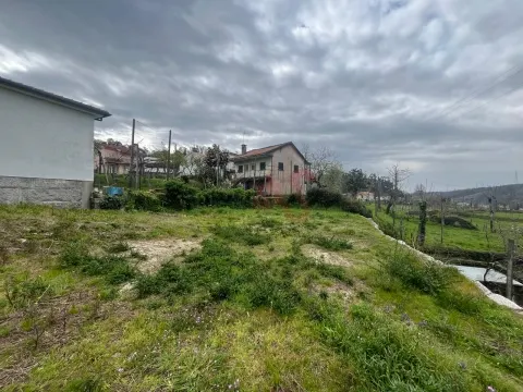Terreno Urbano para Construção com 404 m² – Cepães, Fafe
