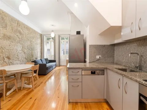 Villa de trois chambres située dans l’un des quartiers les plus prestigieux de la ville de Porto