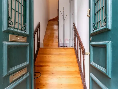 Villa de trois chambres située dans l’un des quartiers les plus prestigieux de la ville de Porto