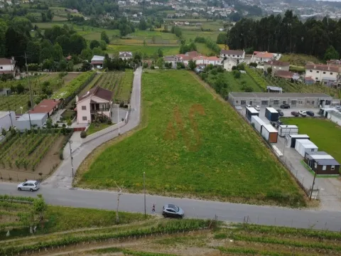 Terreno em Idães, Felgueiras com 6.500 m² para construção