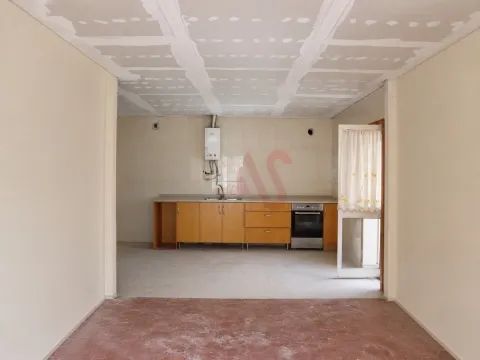Apartamento T4 Remodelado na Póvoa de Varzim, Porto