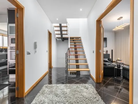 Villa de 3 habitaciones en Pombeiro de Ribavizela, Felgueiras