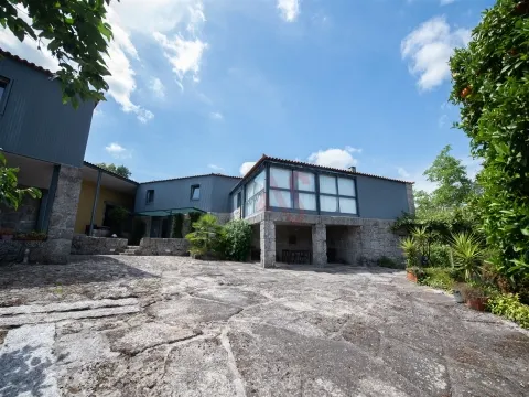Renovierte 2-Zimmer-Villa in Travassós, Fafe – Komfort, Leuchtkraft und Ruhe