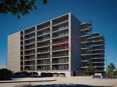 2 Bedroom Apartment Inserted in the Monte da Virgem Flats Development | Vila Nova de Gaia